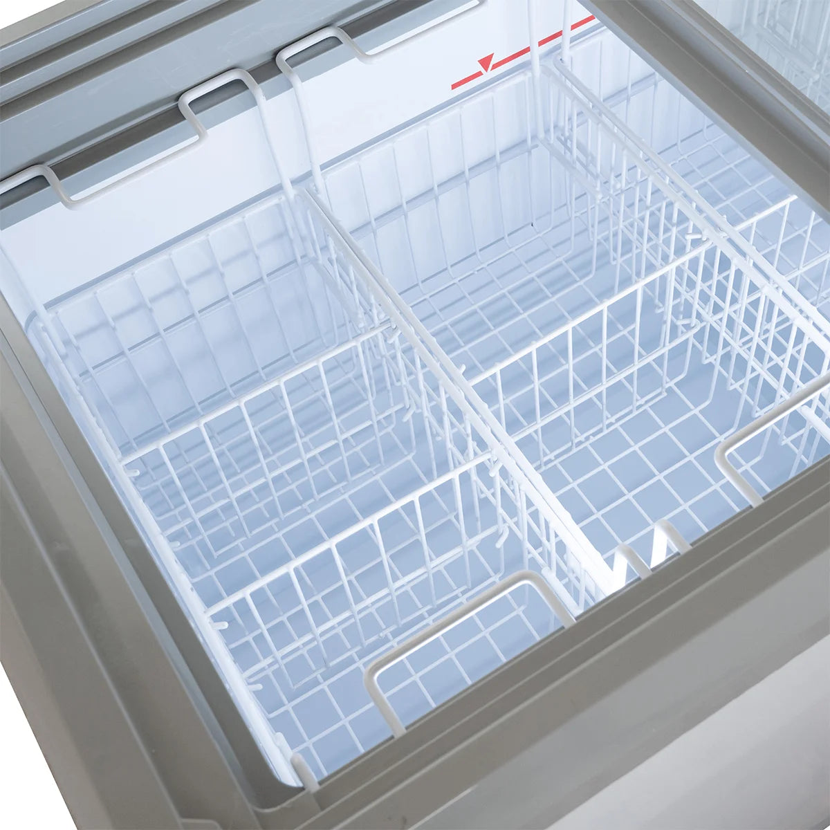 Congélateur coffre à glaces 284 Litres avec éclairage LED et roulettes