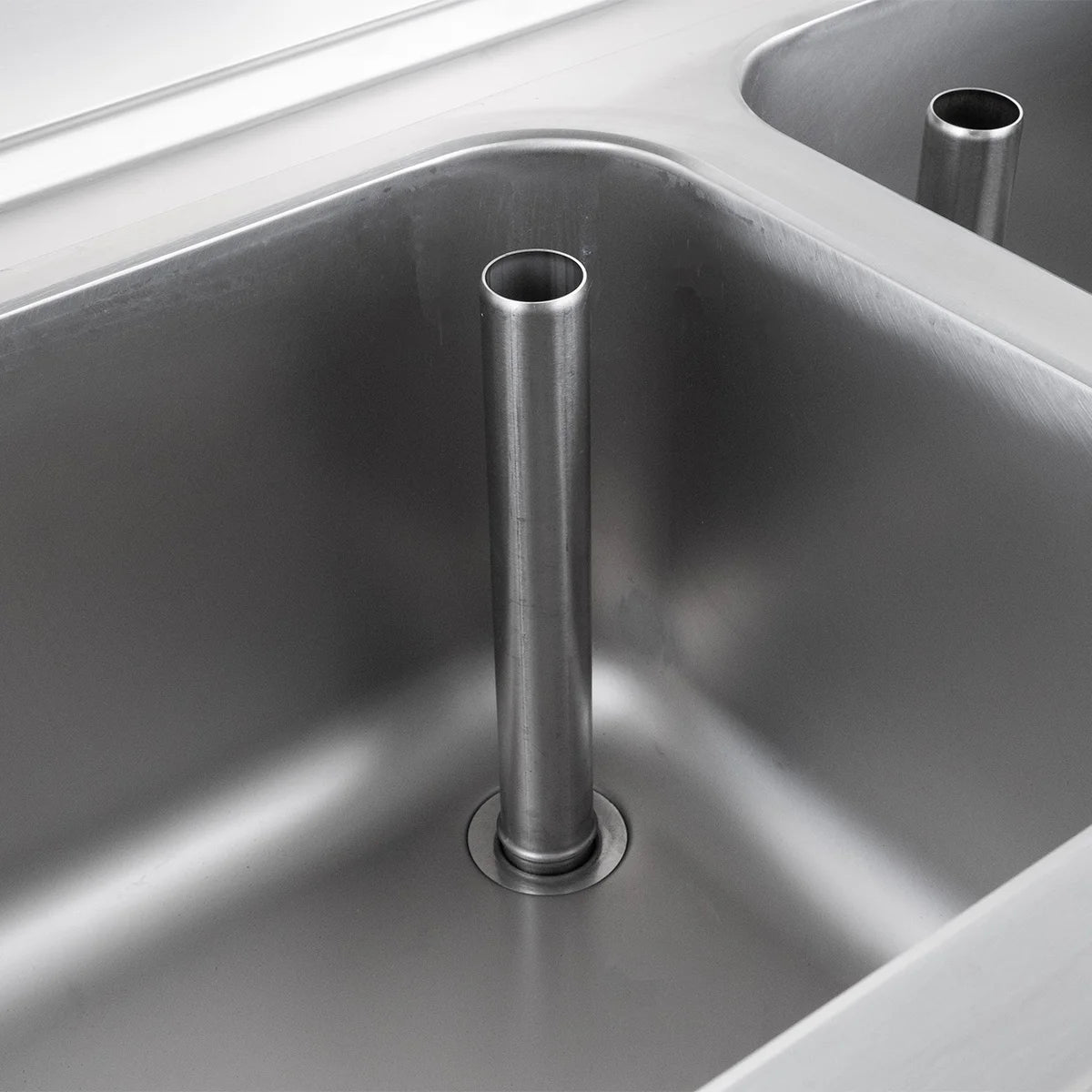 Table de lavage ECO 12x6 avec 2 bacs