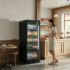 Armoire à boissons GKS-230, volume utile 230 litres, 4 clayettes réglables, éclairage intérieur, verrouillable, noir