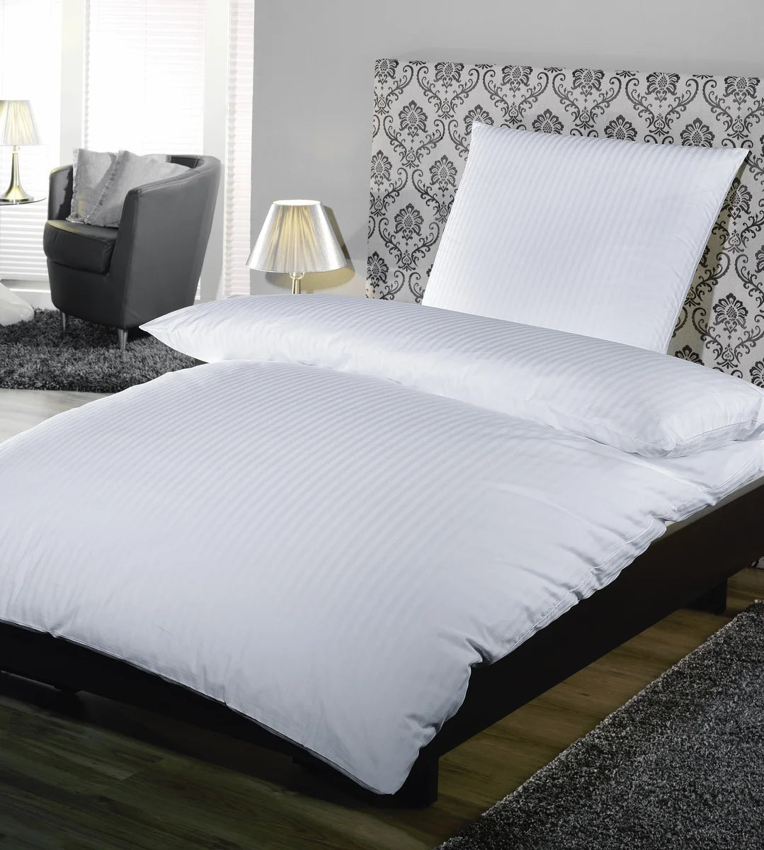 Taie d’oreiller, satin fines rayures 10 mm - 40 x 42 cm + 12 cm fermeture hôtelière