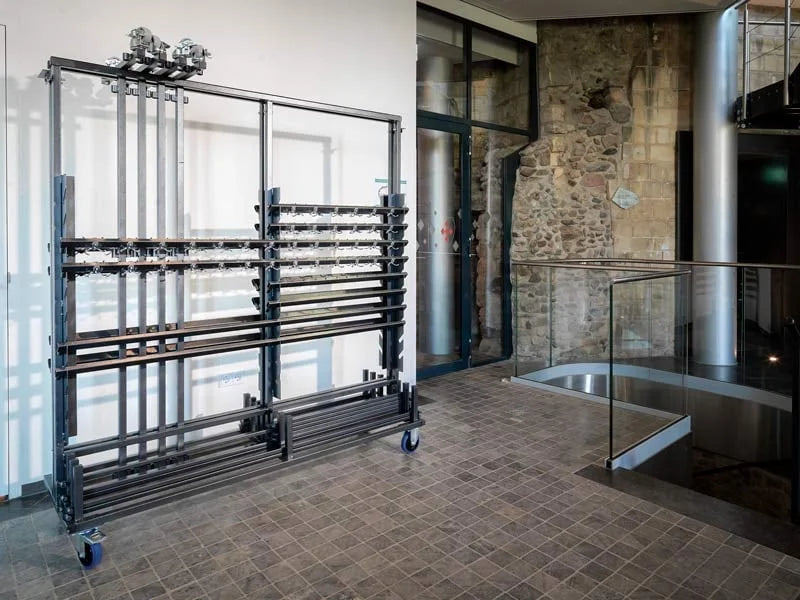 Feros Porte-manteaux grand avec 104 crochets, en acier noir, sur roulettes, extensible
