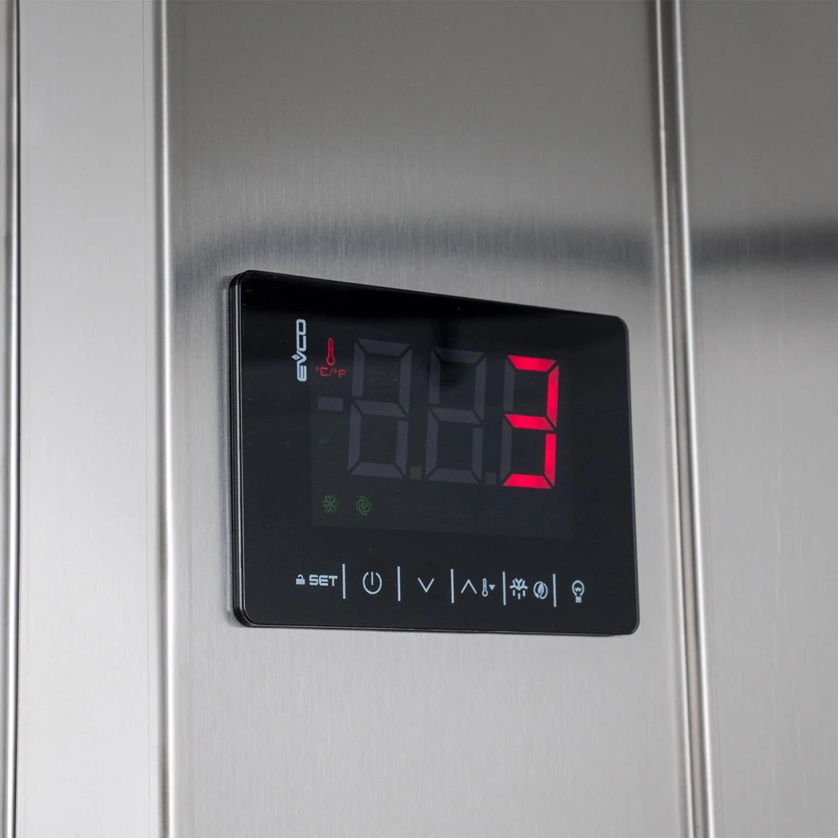 Armoire réfrigérée professionnelle Avantis 700 GN 2/1