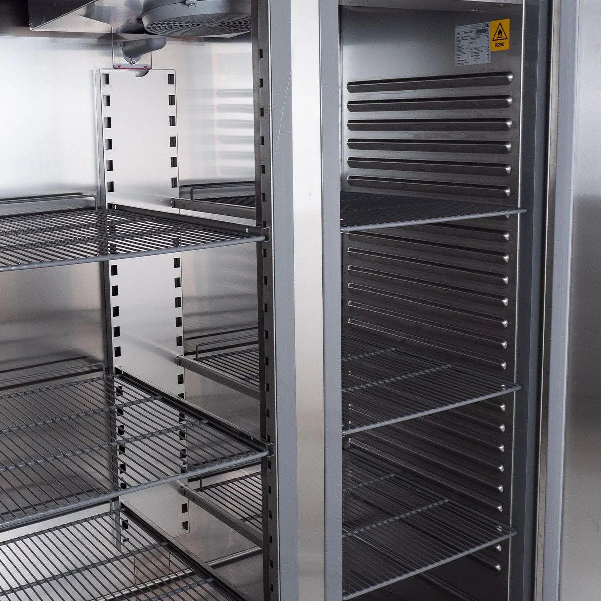 Armoire réfrigérée professionnelle PROFI 1400 GN 2/1 Supérieur