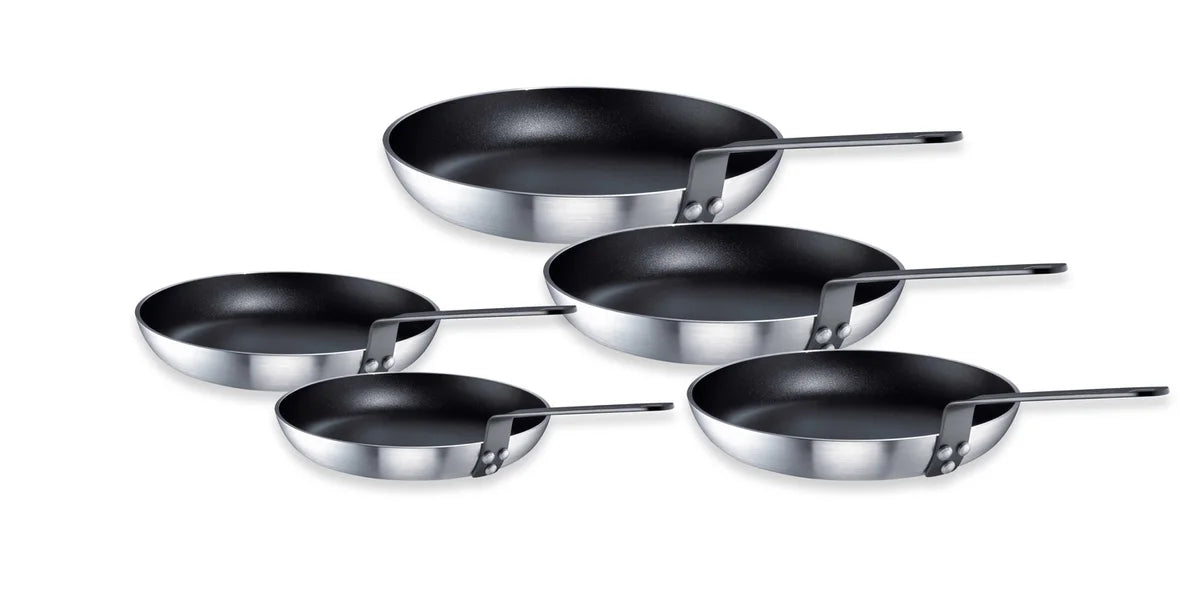 Set de 5 poêles Alustar