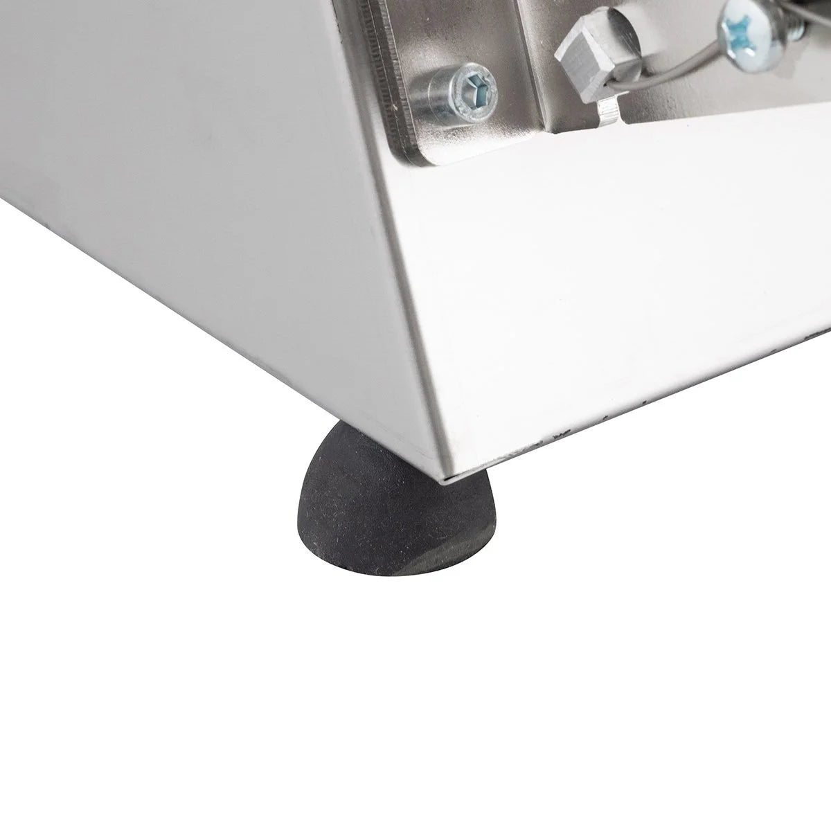 Laminoir à pâte PROFI 42 N avec pédale pour pâtons jusqu’à 40 cm