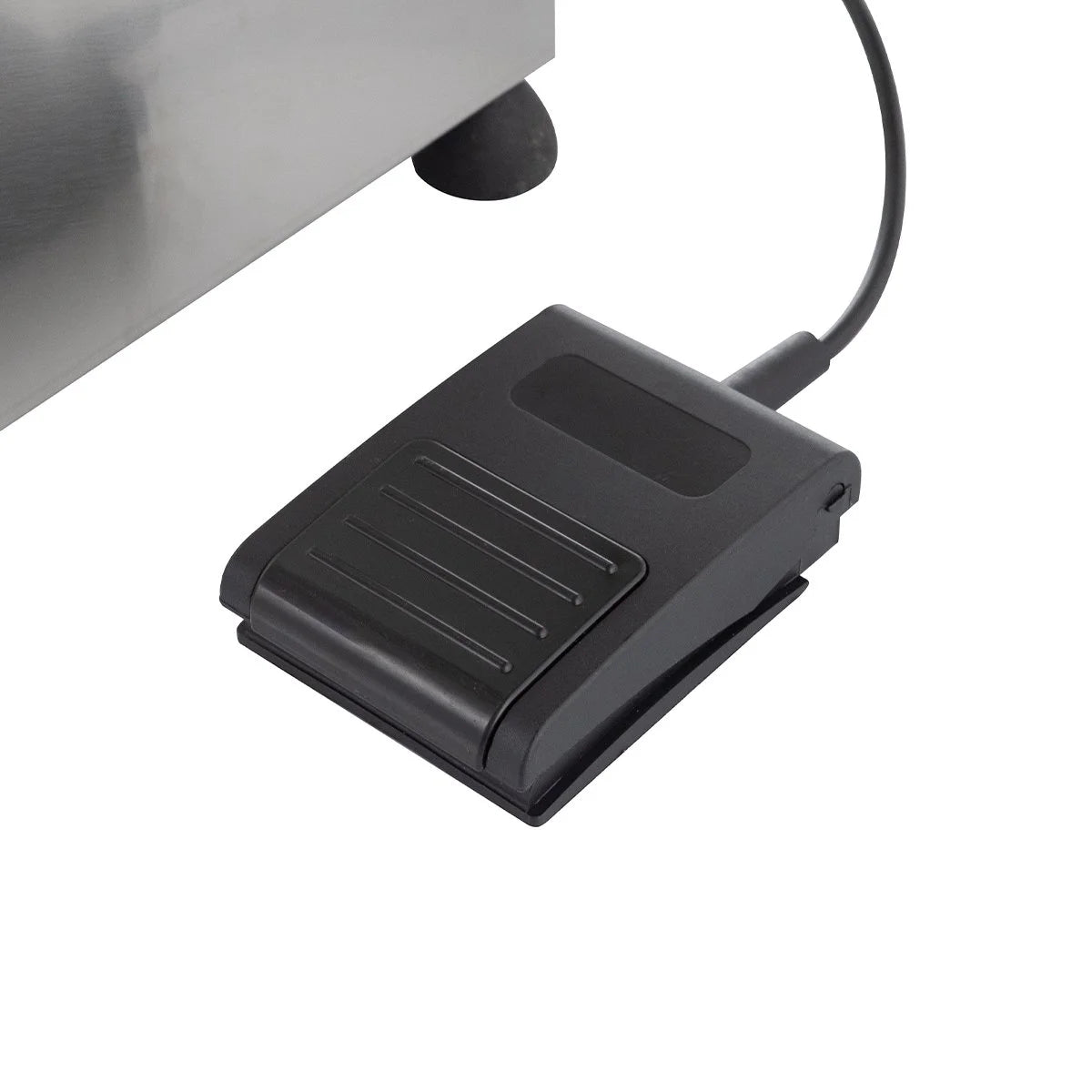 Laminoir à pâte PROFI 42 N avec pédale pour pâtons jusqu’à 40 cm