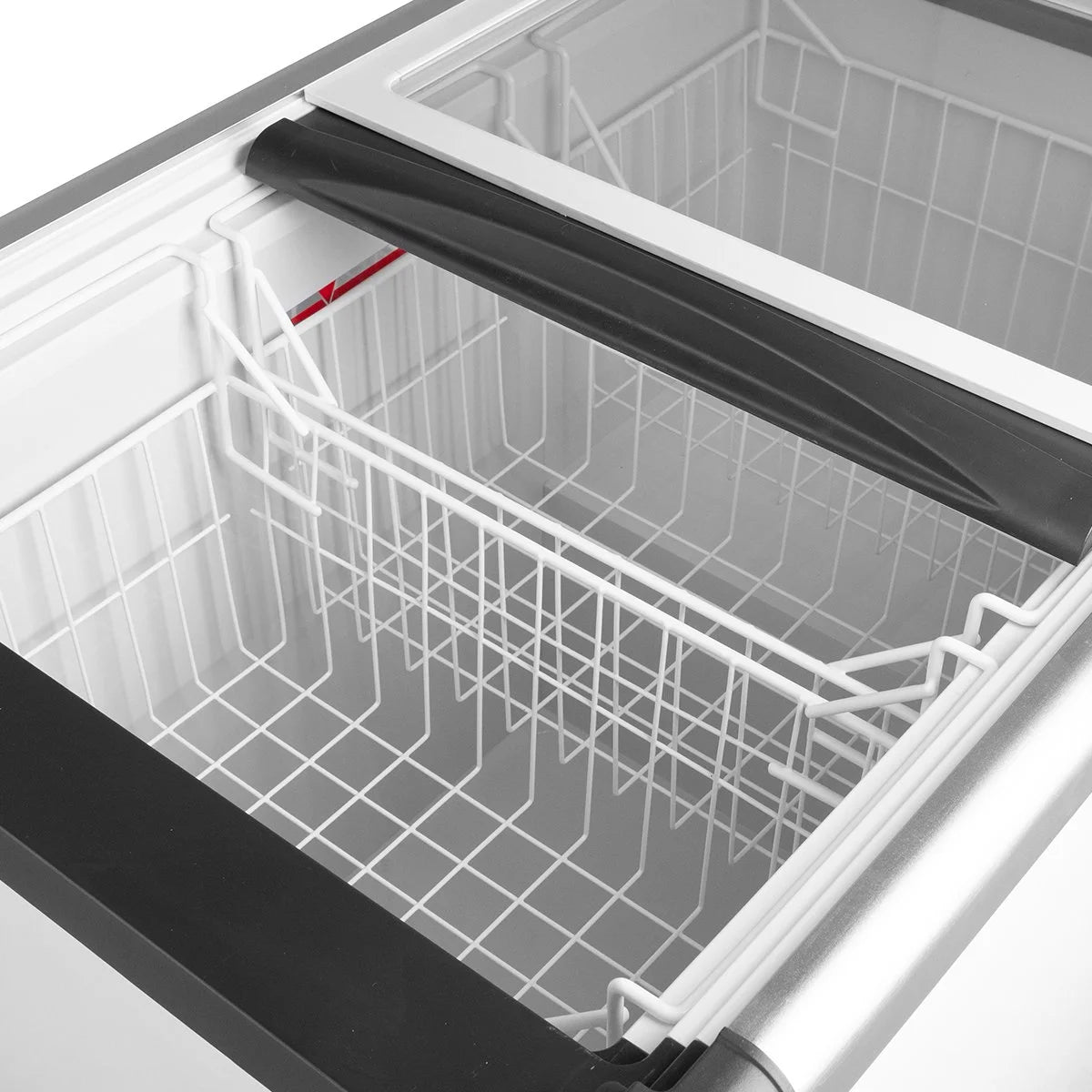 Congélateur coffre ECO 350 avec couvercle coulissant en verre, 4 roulettes