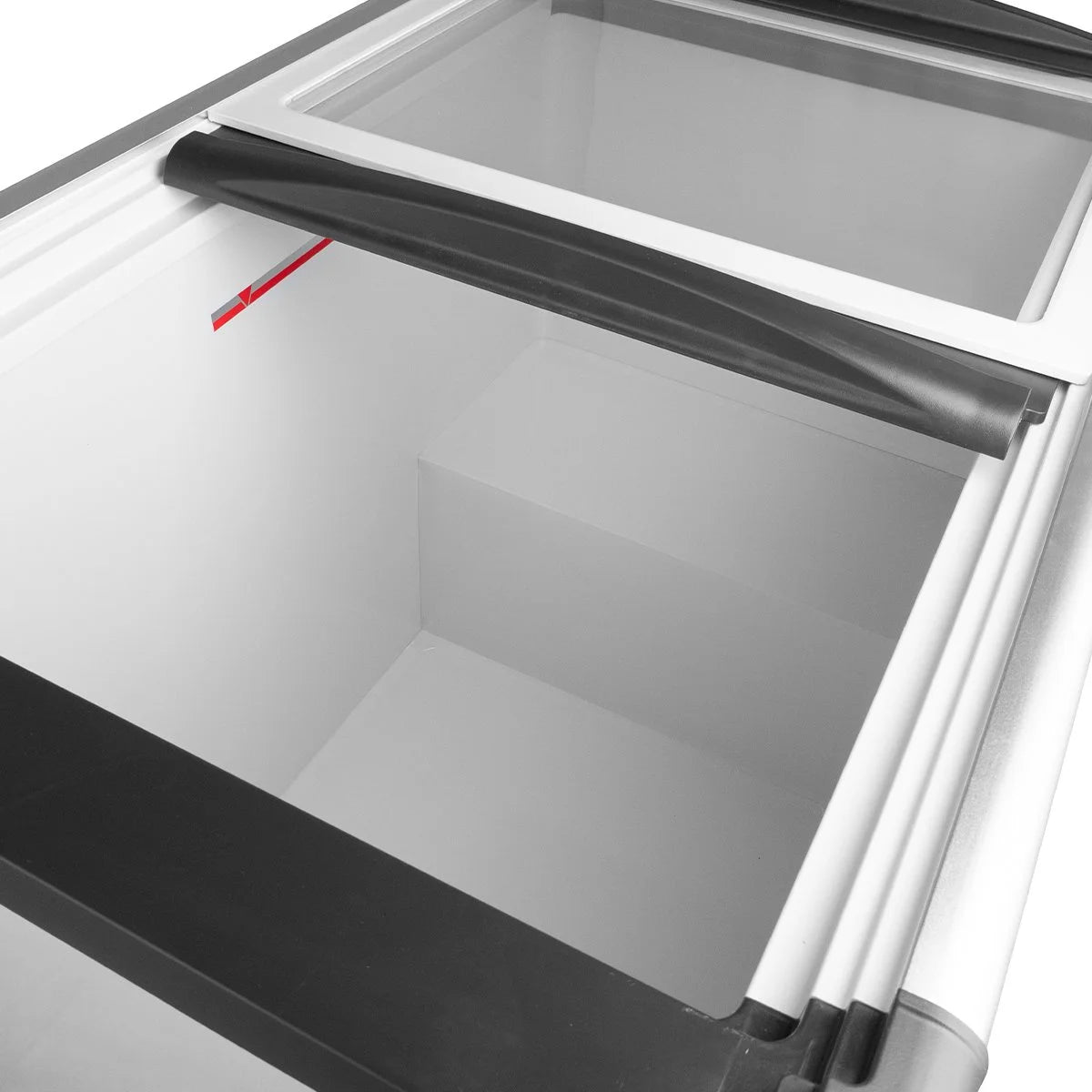 Congélateur coffre ECO 350 avec couvercle coulissant en verre, 4 roulettes