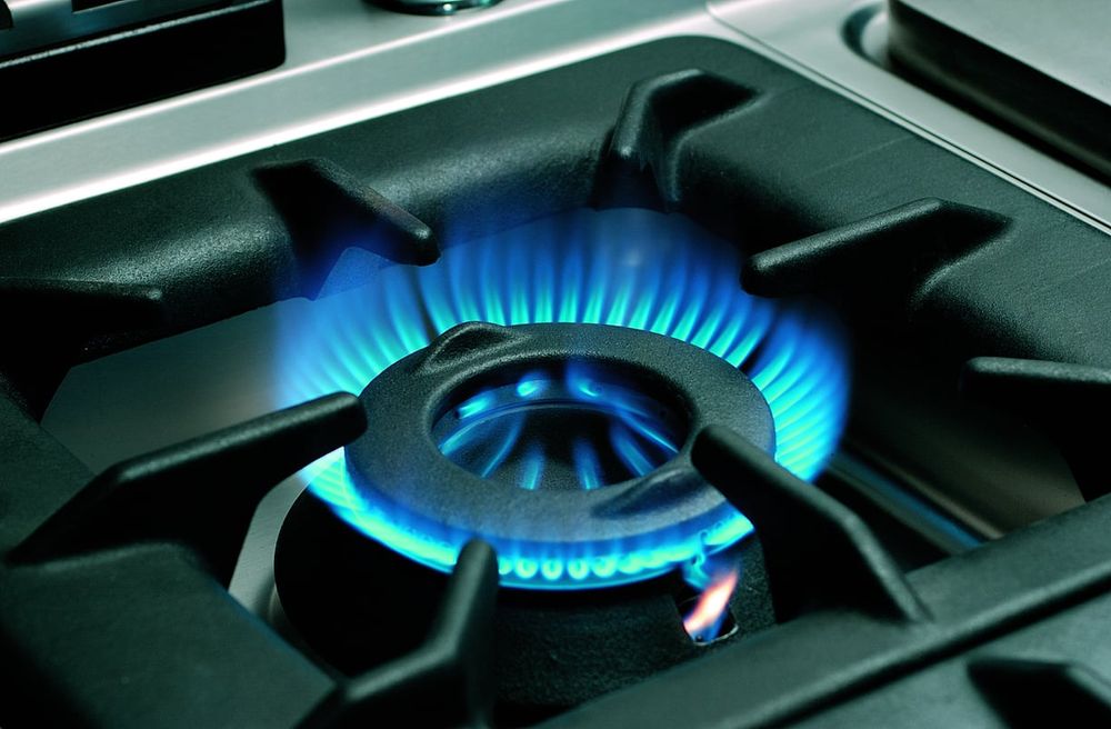 Cuisinière à gaz Bartscher 700 Classic à 6 feux avec four à gaz