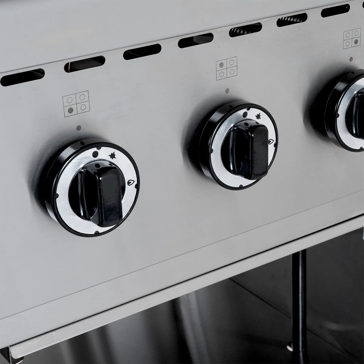 Cuisinière à gaz ECO avec soubassement ouvert - 43,2 kW - 6 brûleurs